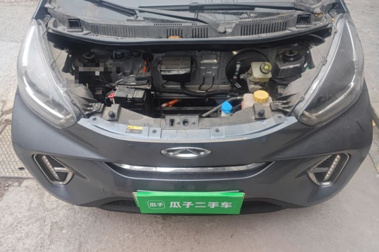 Used Chery Little Ant 2022 Sweet Pink Edition Half-Sugar Version Lithium Iron Phosphate 29.2 kWh 30 kW 301 km Engine Bay