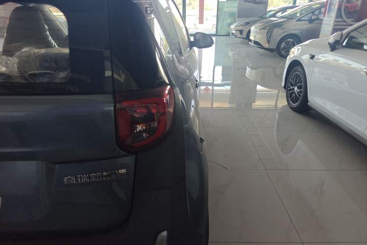 Used Chery Little Ant 2022 Sweet Pink Edition Half-Sugar Version Lithium Iron Phosphate 30 kW 301 km Exterior 2