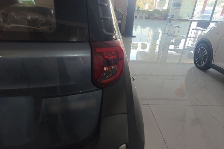Used Chery Little Ant 2022 Revised Version Sweet Pink Edition Half-Sugar Version Lithium Iron Phosphate 30.7 kWh 30 kW 301 km Exterior 6