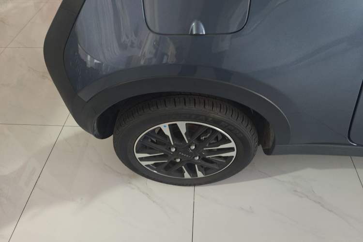 Used Chery Little Ant 2022 Revised Version Sweet Pink Edition Half-Sugar Version Lithium Iron Phosphate 30.7 kWh 30 kW 301 km Exterior 8