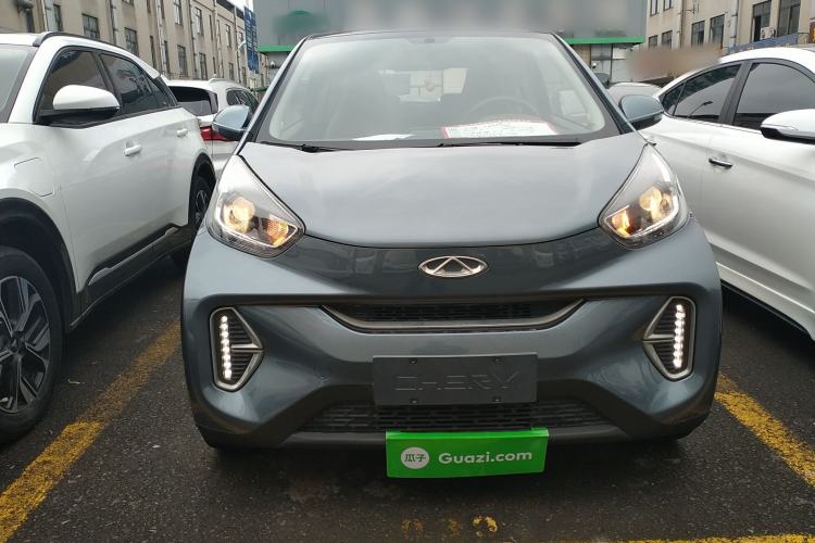 Used Chery Little Ant 2022 Sweet Pink Edition Full Sugar Version Lithium Iron Phosphate 29.2 kWh 30 kW 301 km Front