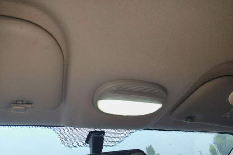 Used Chery Little Ant 2022 Sweet Pink Edition Half-Sugar Version 3-Cell Lithium 30kW 301km Headliner