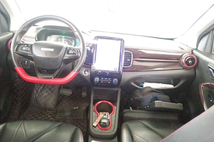 Used Chery Little Ant 2022 Sweet Pink Edition Full-Sugar Version Lithium Iron Phosphate 30 kW 301 km Interior 2