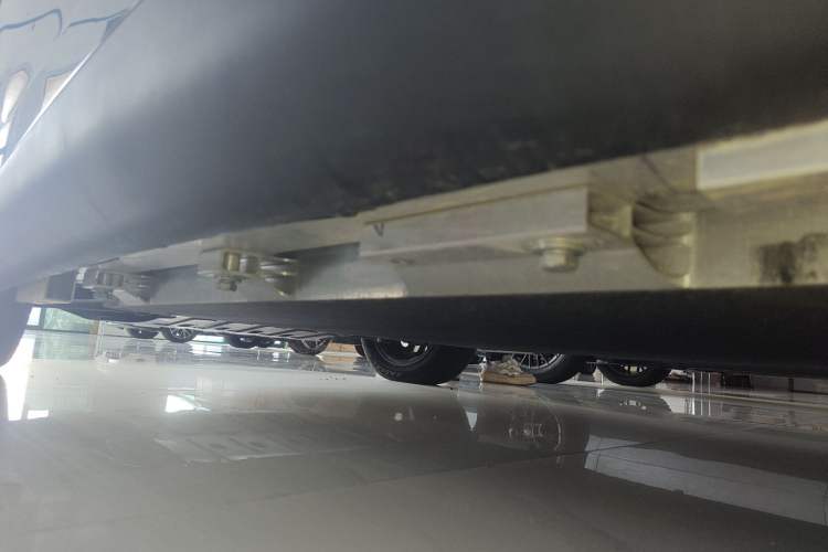Used Chery Little Ant 2022 Sweet Pink Edition Half-Sugar Version Lithium Iron Phosphate 30 kW 301 km Left Side Sill