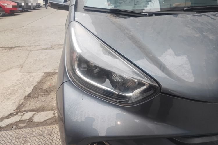 Used Chery Little Ant 2022 Sweet Pink Edition Half-Sugar Version Lithium Iron Phosphate 29.2 kWh 30 kW 301 km Right Front Headlight