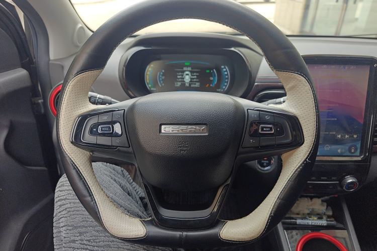 Used Chery Little Ant 2022 Sweet Pink Edition Low-Sugar Version 30kW 301km Range Steering Wheel