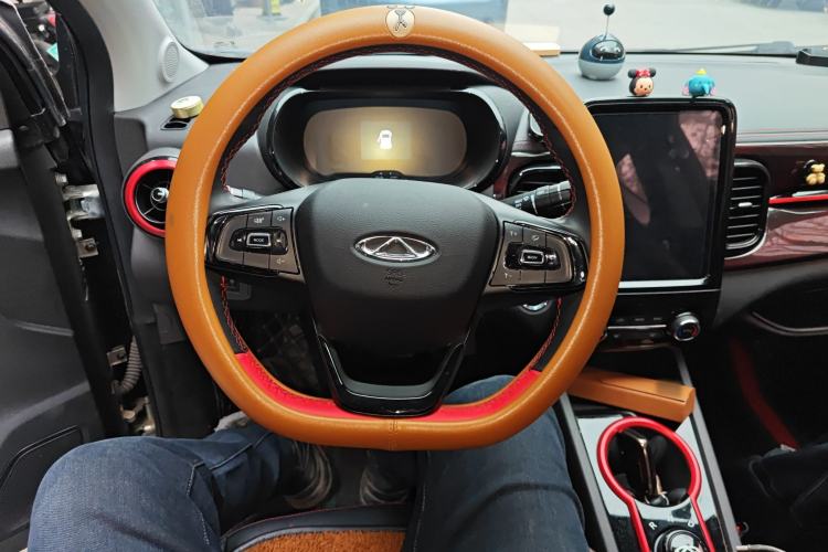Used Chery Little Ant 2022 Sweet Pink Edition Half-Sugar Version Lithium Iron Phosphate 29.2 kWh 30 kW 301 km Steering Wheel