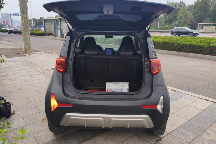 Used Chery Little Ant 2022 Sweet Pink Edition Half-Sugar Version 3-Cell Lithium 30kW 301km Trunk