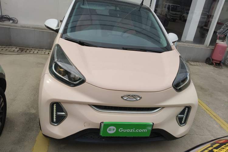 Used Chery Little Ant 2022 Revised Version Sweet Pink Edition Half-Sugar Version Lithium Iron Phosphate 30.7 kWh 30 kW 301 km Front
