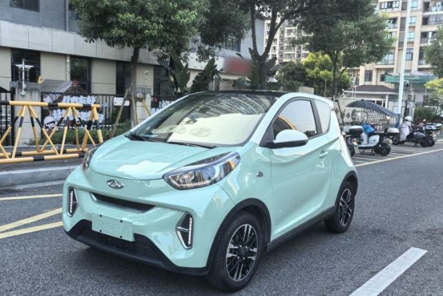 Used Chery Little Ant 2022 Sweet Pink Edition Half-Sugar Version Lithium Iron Phosphate 30 kW 301 km