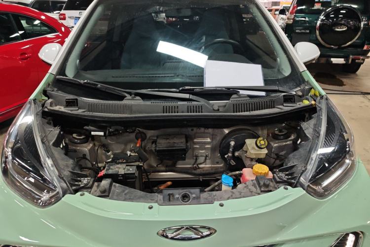 Used Chery Little Ant 2022 Sweet Pink Edition Full-Sugar Version 3-Cell Lithium 30kW 301km Engine Bay