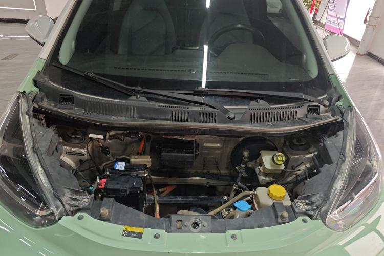 Used Chery Little Ant 2022 Sweet Pink Edition Full-Sugar Version 3-Cell Lithium 30kW 301km Engine Bay