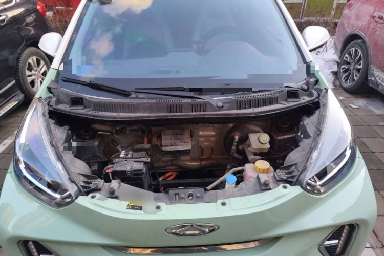 Used Chery Little Ant 2022 Restyled Version Sweet Pink Edition Half-Sugar Version 28.8 kWh 30 kW 301 km Engine Bay