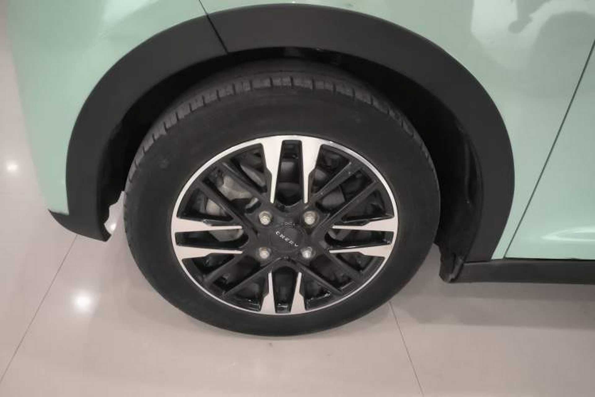 Used Chery Little Ant 2022 Sweet Pink Edition Full-Sugar Version Lithium Iron Phosphate 30 kW 301 km Exterior 4