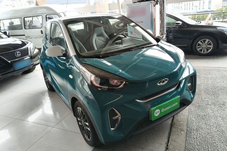 Used Chery Little Ant 2022 Restyled Version Sweet Pink Edition Low-Sugar Version Lithium Iron Phosphate Battery 30.7 kWh 30 kW 301 km Front Right 45 Deg