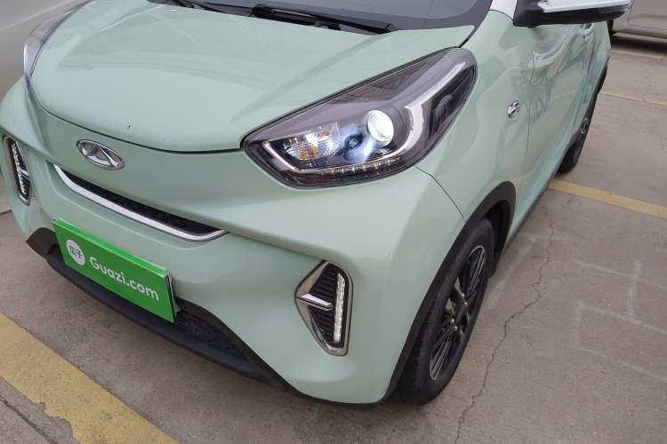 Used Chery Little Ant 2022 Sweet Pink Edition Half-Sugar Version 3-Cell Lithium 30kW 301km Left Front Headlight