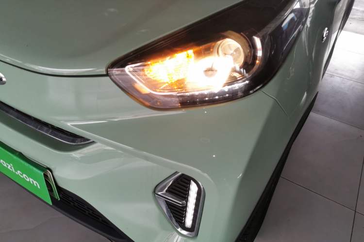 Used Chery Little Ant 2022 Sweet Pink Edition Half-Sugar Version Lithium Iron Phosphate 30 kW 301 km Left Front Headlight