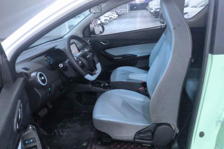 Used Chery Little Ant 2022 Sweet Pink Edition Half-Sugar Version Lithium Iron Phosphate 30 kW 301 km Left Front Seat