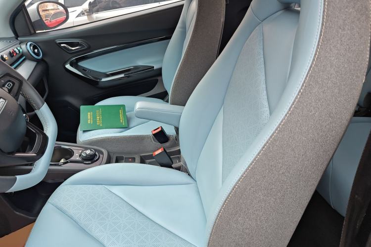 Used Chery Little Ant 2022 Sweet Pink Edition Half-Sugar Version 3-Cell Lithium 30kW 301km Left Rear Seat