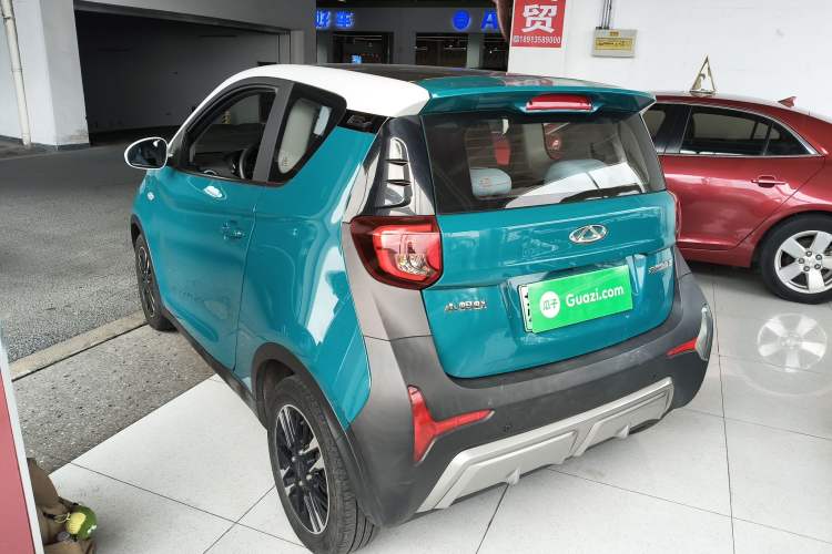 Used Chery Little Ant 2022 Restyled Version Sweet Pink Edition Low-Sugar Version Lithium Iron Phosphate Battery 30.7 kWh 30 kW 301 km Rear Left 45 Deg