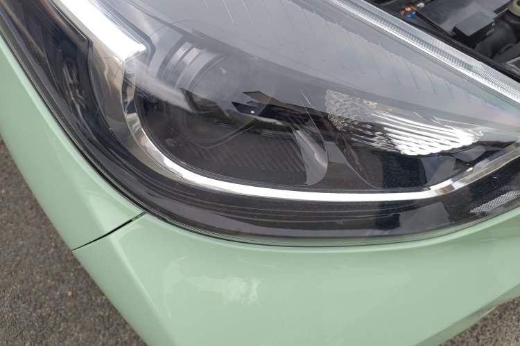 Used Chery Little Ant 2022 Sweet Pink Edition Full-Sugar Version Lithium Iron Phosphate 30 kW 301 km Right Front Headlight