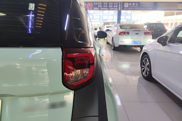 Used Chery Little Ant 2022 Restyled Version Sweet Pink Edition Low-Sugar Version Lithium Iron Phosphate Battery 30.7 kWh 30 kW 301 km Right Rear Taillight