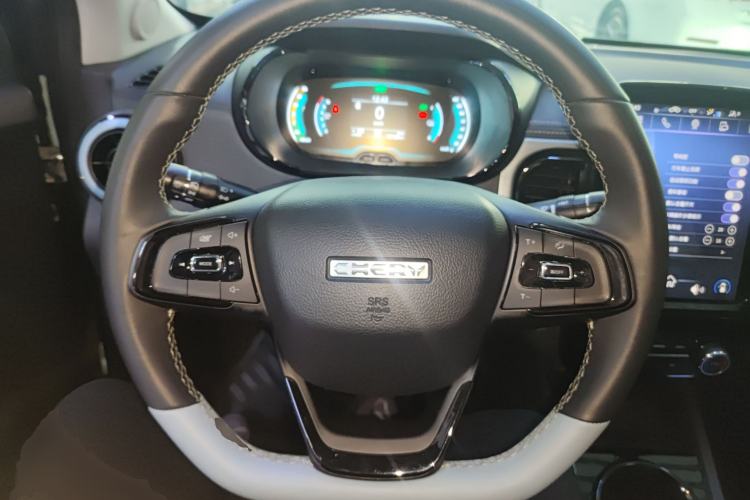 Used Chery Little Ant 2022 Restyled Version Sweet Pink Edition Low-Sugar Version Lithium Iron Phosphate Battery 30.7 kWh 30 kW 301 km Steering Wheel