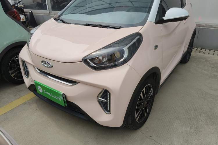 Used Chery Little Ant 2022 Revised Version Sweet Pink Edition Half-Sugar Version Lithium Iron Phosphate 30.7 kWh 30 kW 301 km Left Front Headlight