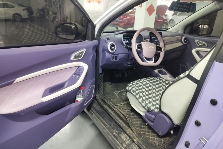 Used Chery Little Ant 2022 Sweet Pink Edition Half-Sugar Version Lithium Iron Phosphate 30 kW 301 km Driver Seat