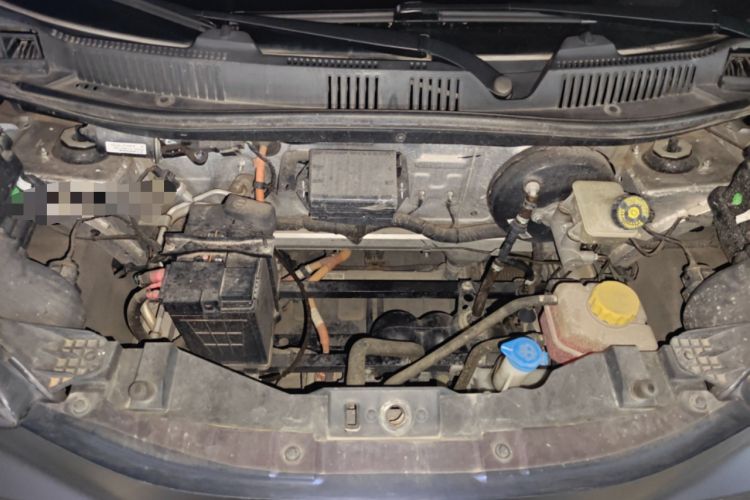 Used Chery Little Ant 2022 Sweet Pink Edition Half-Sugar Version 3-Cell Lithium 30kW 408km Engine Bay
