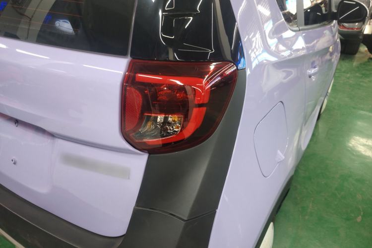 Used Chery Little Ant 2022 Revised Version Sweet Pink Edition Half-Sugar Version Lithium Iron Phosphate 30.7 kWh 30 kW 301 km Exterior 3