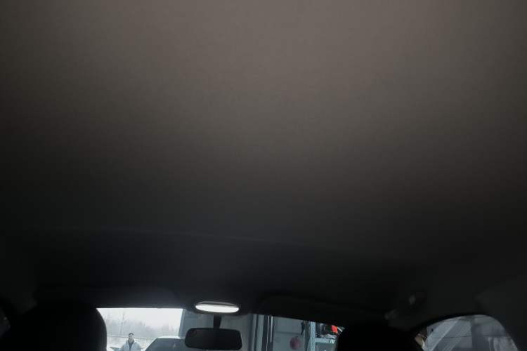 Used Chery Little Ant 2022 Restyled Version Sweet Pink Edition Half-Sugar Version 30.6 kWh 30 kW 301 km Headliner
