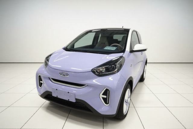 Used Chery Little Ant 2022 Revised Version Sweet Pink Edition Half-Sugar Version Lithium Iron Phosphate 30.7 kWh 30 kW 301 km