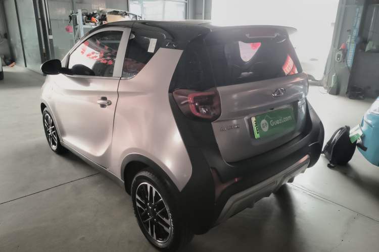 Used Chery Little Ant 2022 Restyled Version Sweet Pink Edition Half-Sugar Version 30.6 kWh 30 kW 301 km Rear Left 45 Deg