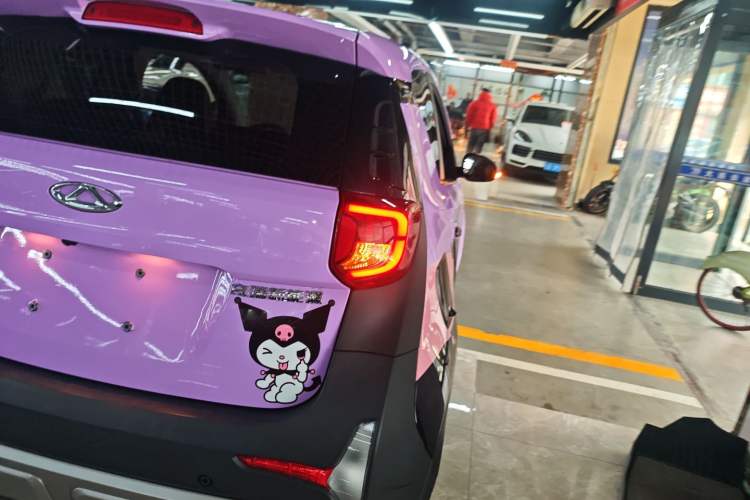Used Chery Little Ant 2022 Sweet Pink Edition Half-Sugar Version Lithium Iron Phosphate 30 kW 301 km Right Rear Taillight