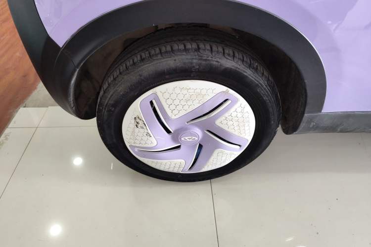 Used Chery Little Ant 2022 Restyled Me 301km Romance – Lithium Iron Phosphate Right Rear Wheel Hub