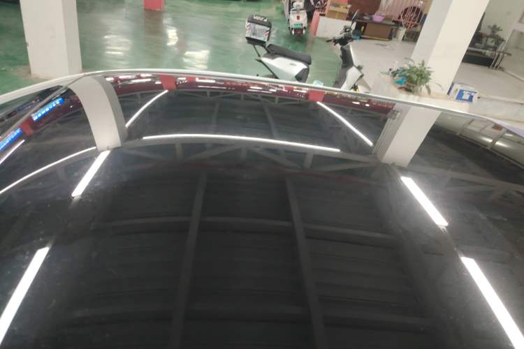 Used Chery Little Ant 2022 Revised Version Sweet Pink Edition Half-Sugar Version Lithium Iron Phosphate 30.7 kWh 30 kW 301 km Roof