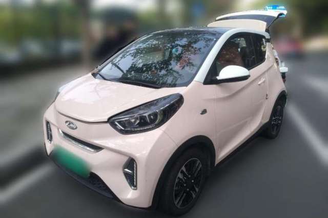 Used Chery Little Ant 2022 Sweet Pink Edition Half-Sugar Version Lithium Iron Phosphate 29.2 kWh 30 kW 301 km