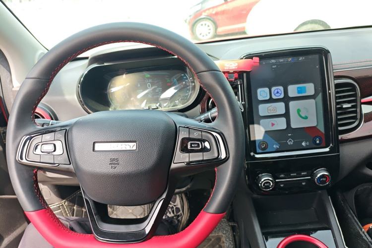 Used Chery Little Ant 2022 Sweet Pink Edition Half-Sugar Version Lithium Iron Phosphate 30 kW 301 km Center Console