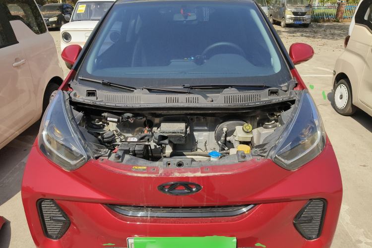 Used Chery Little Ant 2022 Restyled Version Sweet Pink Edition Low-Sugar Version Lithium Iron Phosphate Battery 30.7 kWh 30 kW 301 km Engine Bay