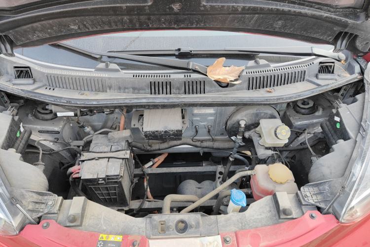 Used Chery Little Ant 2022 Sweet Pink Edition Half-Sugar Version 3-Cell Lithium 30kW 301km Engine Bay