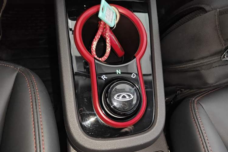 Used Chery Little Ant 2022 Sweet Pink Edition Full-Sugar Version Lithium Iron Phosphate 30 kW 301 km Gear Lever
