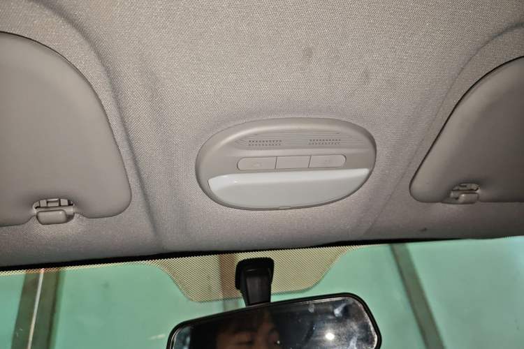 Used Chery Little Ant 2022 Sweet Pink Edition Half-Sugar Version 3-Cell Lithium 30kW 301km Headliner