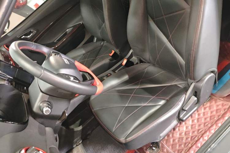Used Chery Little Ant 2022 Sweet Pink Edition Half-Sugar Version 3-Cell Lithium 30kW 301km Left Front Seat