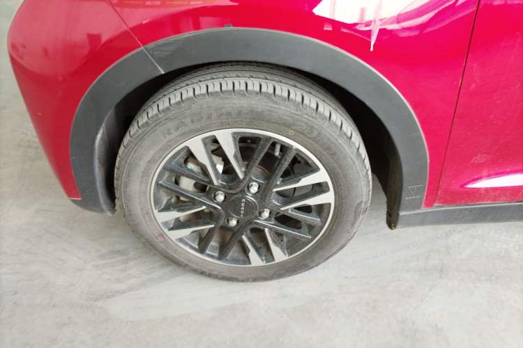 Used Chery Little Ant 2022 Sweet Pink Edition Half-Sugar Version Lithium Iron Phosphate 30 kW 301 km Left Front Wheel Hub