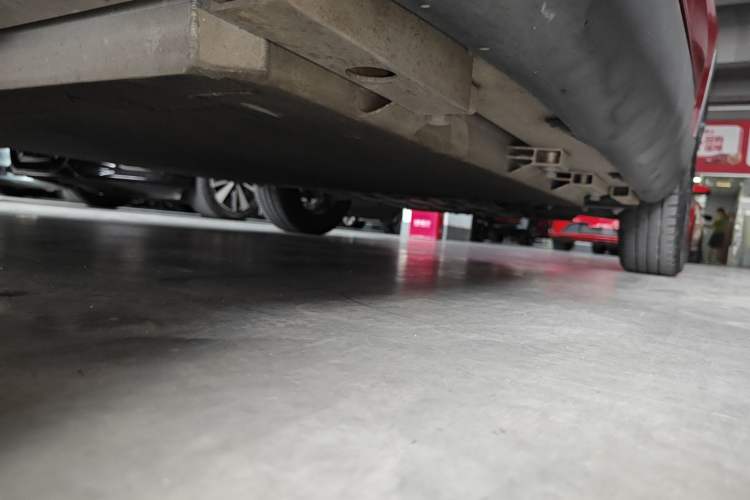 Used Chery Little Ant 2022 Sweet Pink Edition Full-Sugar Version Lithium Iron Phosphate 30 kW 301 km Left Side Sill