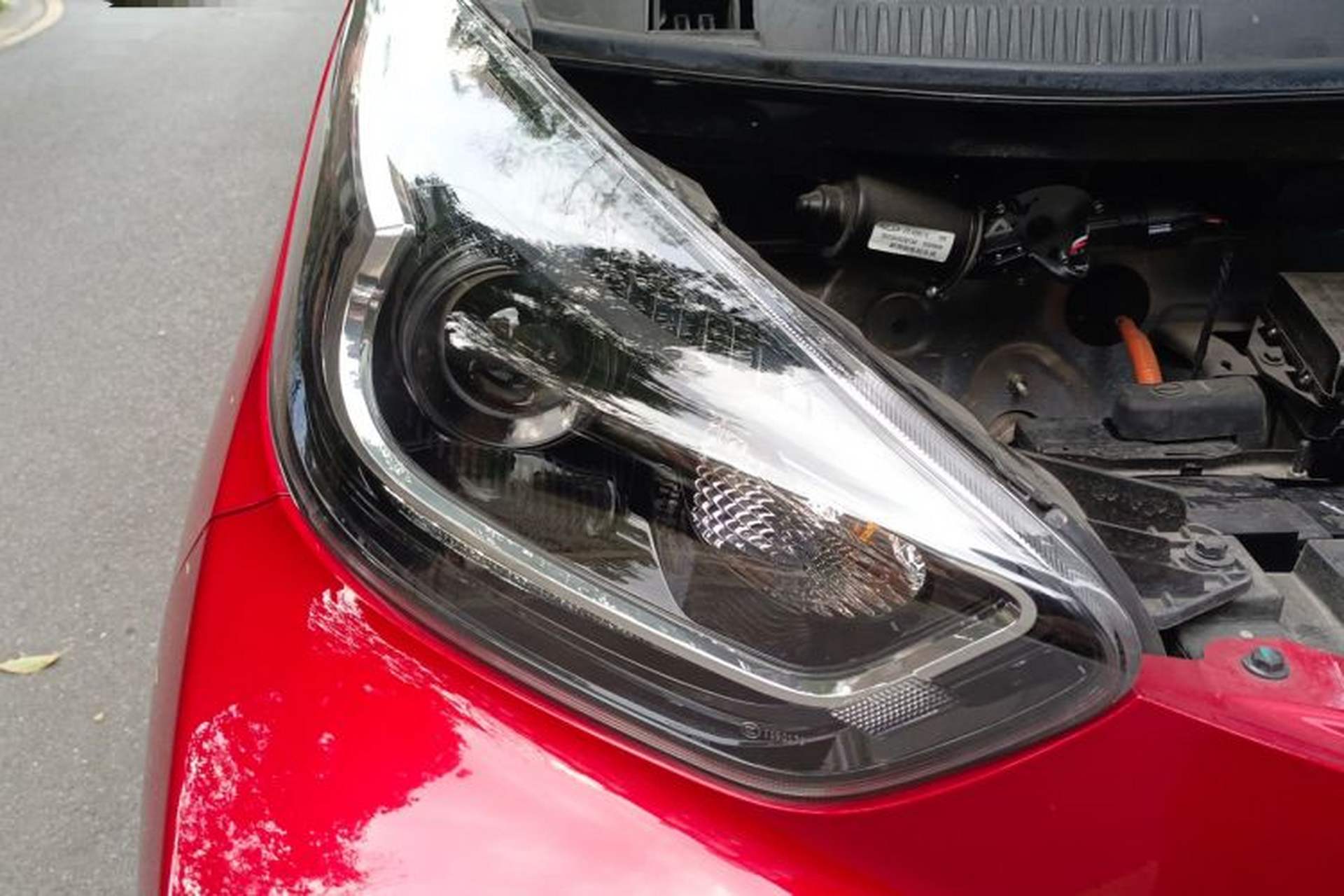 Used Chery Little Ant 2022 Sweet Pink Edition Half-Sugar Version 3-Cell Lithium 30kW 301km Right Front Headlight