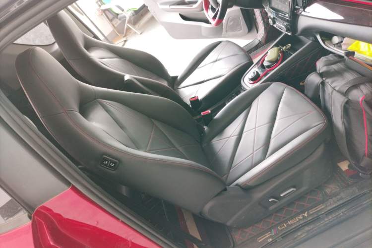 Used Chery Little Ant 2022 Sweet Pink Edition Half-Sugar Version Lithium Iron Phosphate 30 kW 301 km Right Front Seat