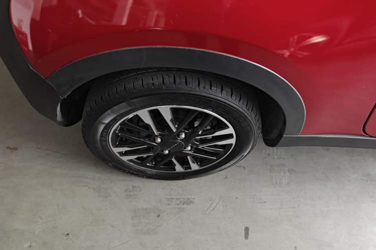 Used Chery Little Ant 2022 Sweet Pink Edition Full-Sugar Version Lithium Iron Phosphate 30 kW 301 km Right Rear Wheel Hub