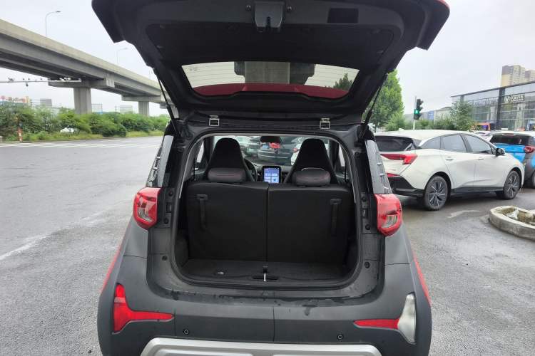 Used Chery Little Ant 2022 Sweet Pink Edition Full-Sugar Version Lithium Iron Phosphate 30 kW 301 km Trunk